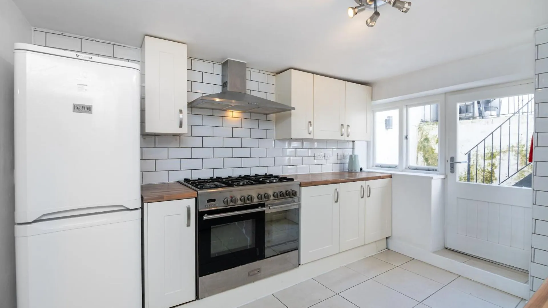Beautiful House New Refurbished Hotel London 0*,