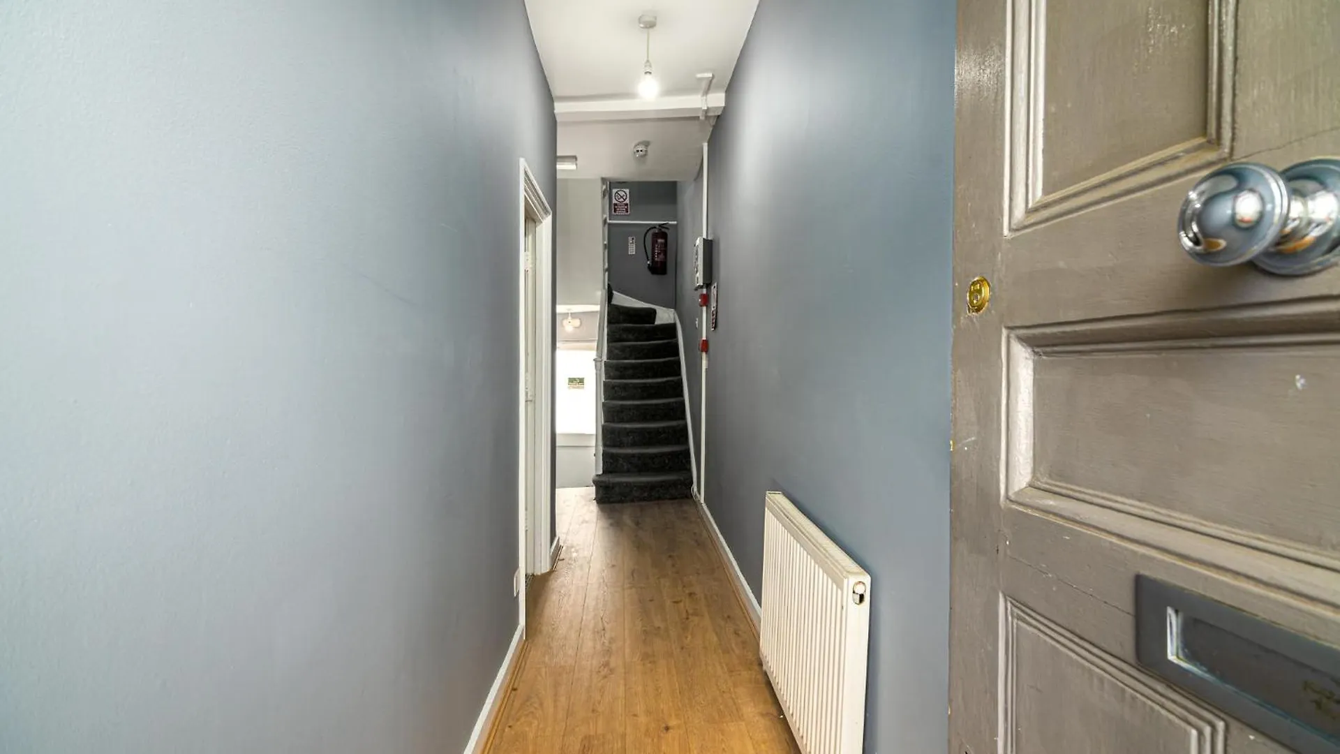 Guest house Beautiful House New Refurbished Hotel London
