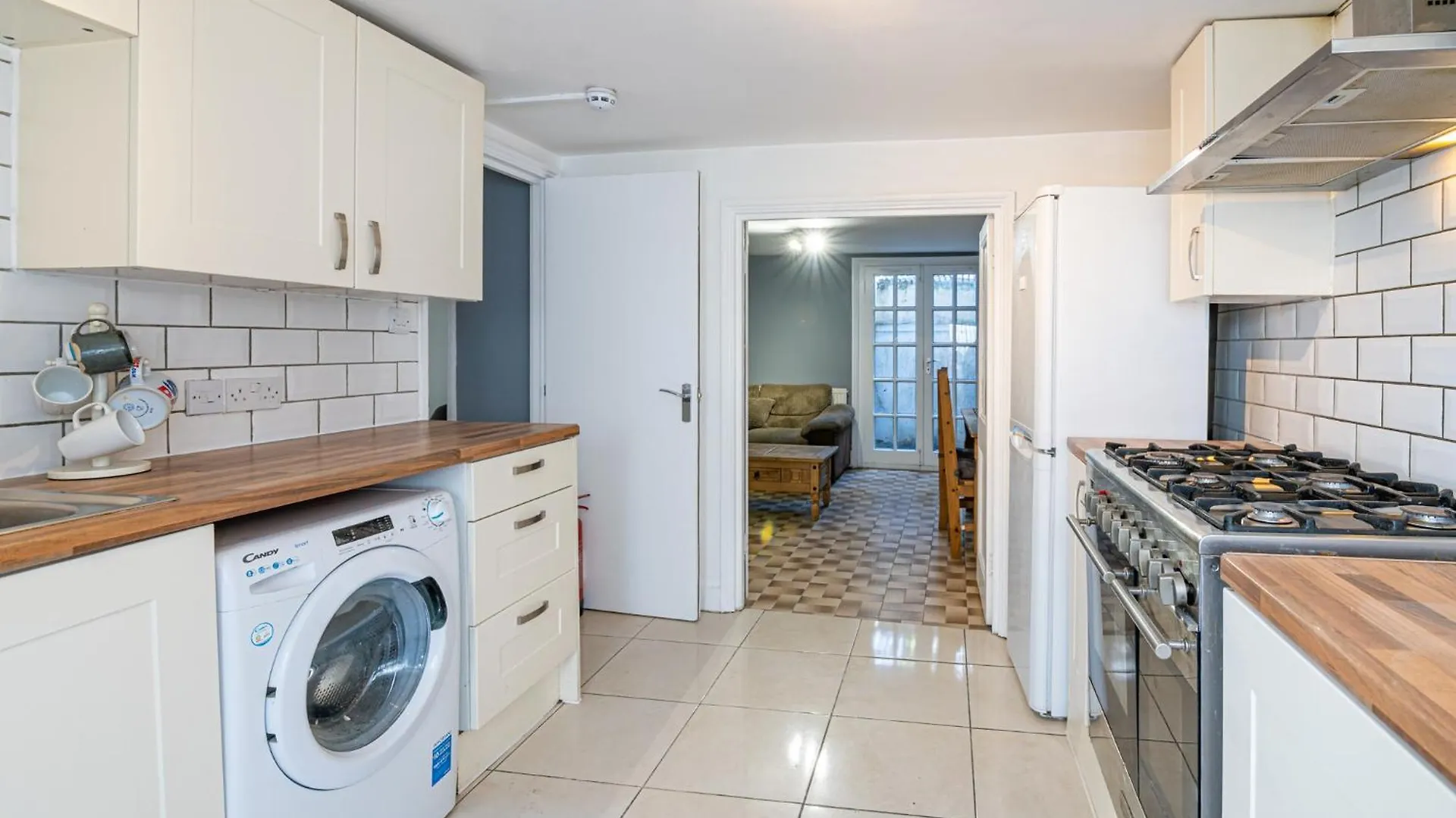 Beautiful House New Refurbished Hotel London