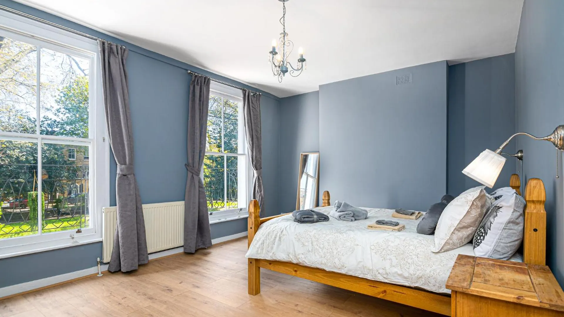 Guest house Beautiful House New Refurbished Hotel London